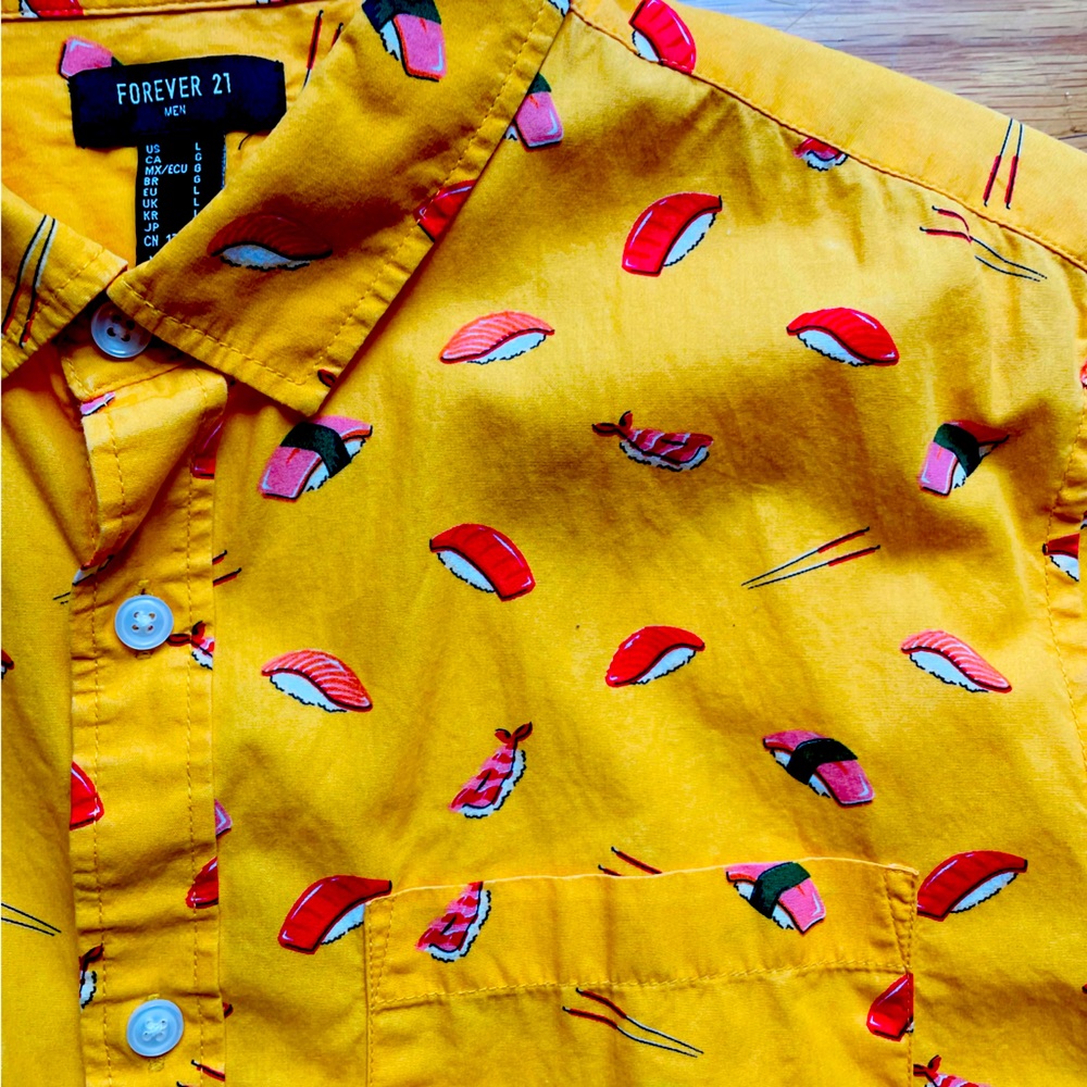 Men’s Forever 21 Sushi shirt - L